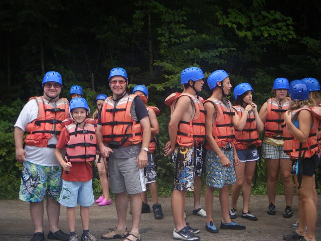 DSCF4862.JPG - Safety first - everybody wears a helmet and vest